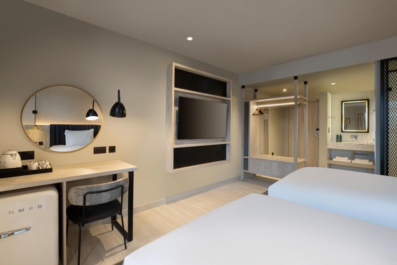 Hilton Garden Inn Peterborough City Centre Bagian luar foto