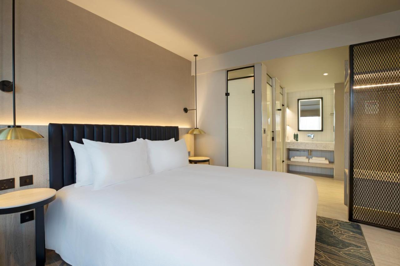 Hilton Garden Inn Peterborough City Centre Bagian luar foto