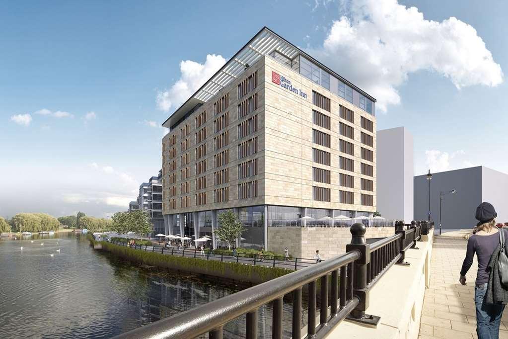 Hilton Garden Inn Peterborough City Centre Bagian luar foto